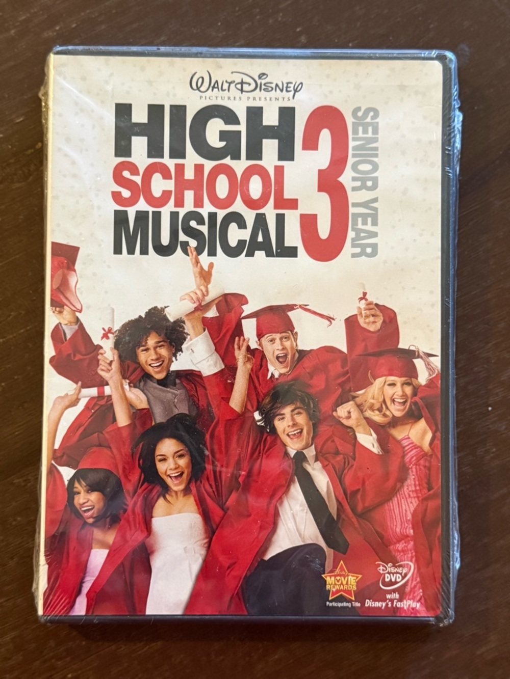Walt Disney High School Musical 3 DVD - Red Graduation Cover